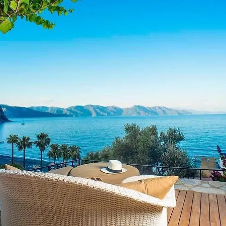 Bahce 3, Florya Case de vacanță *